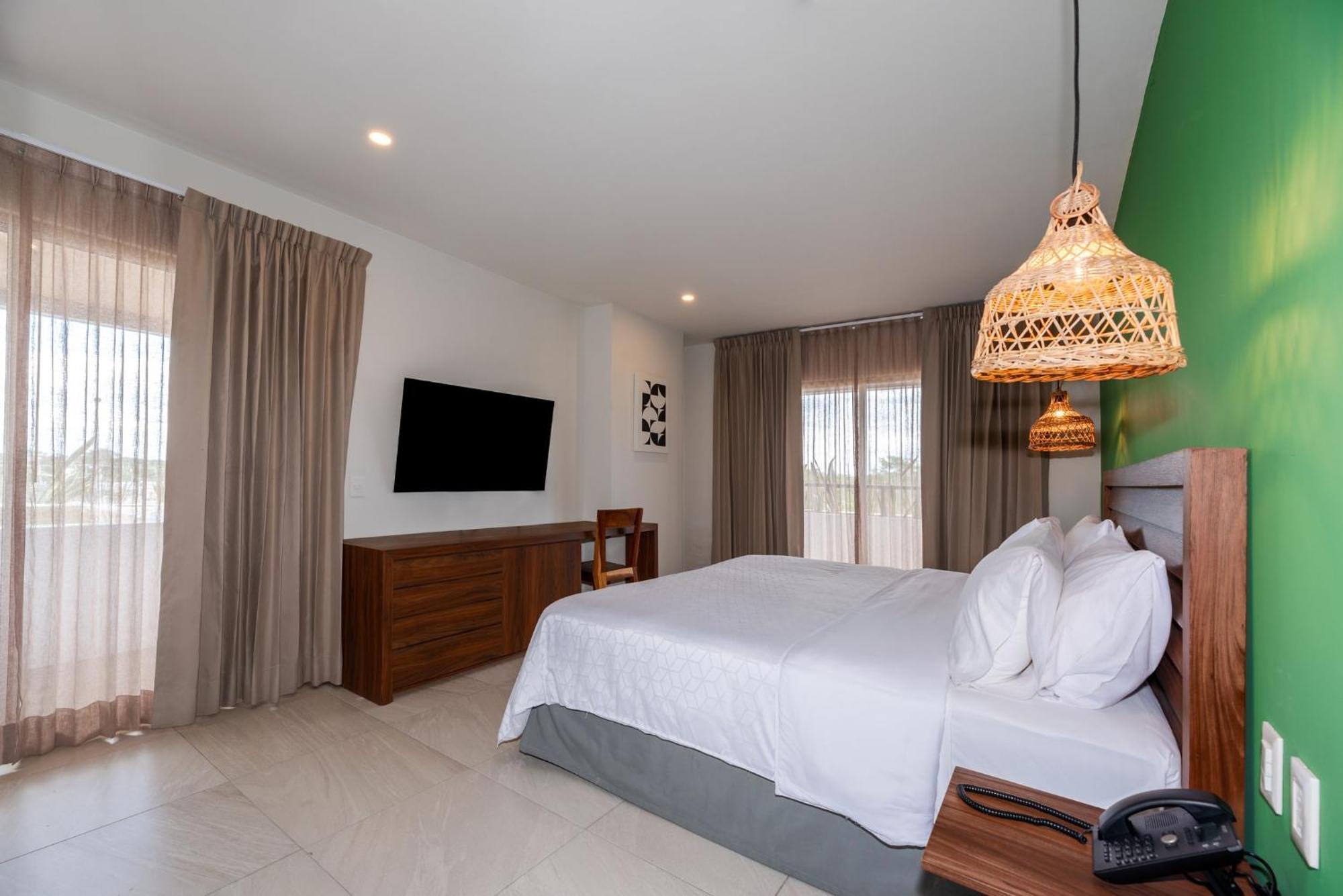 Holiday Inn Tulum By Ihg Exterior photo