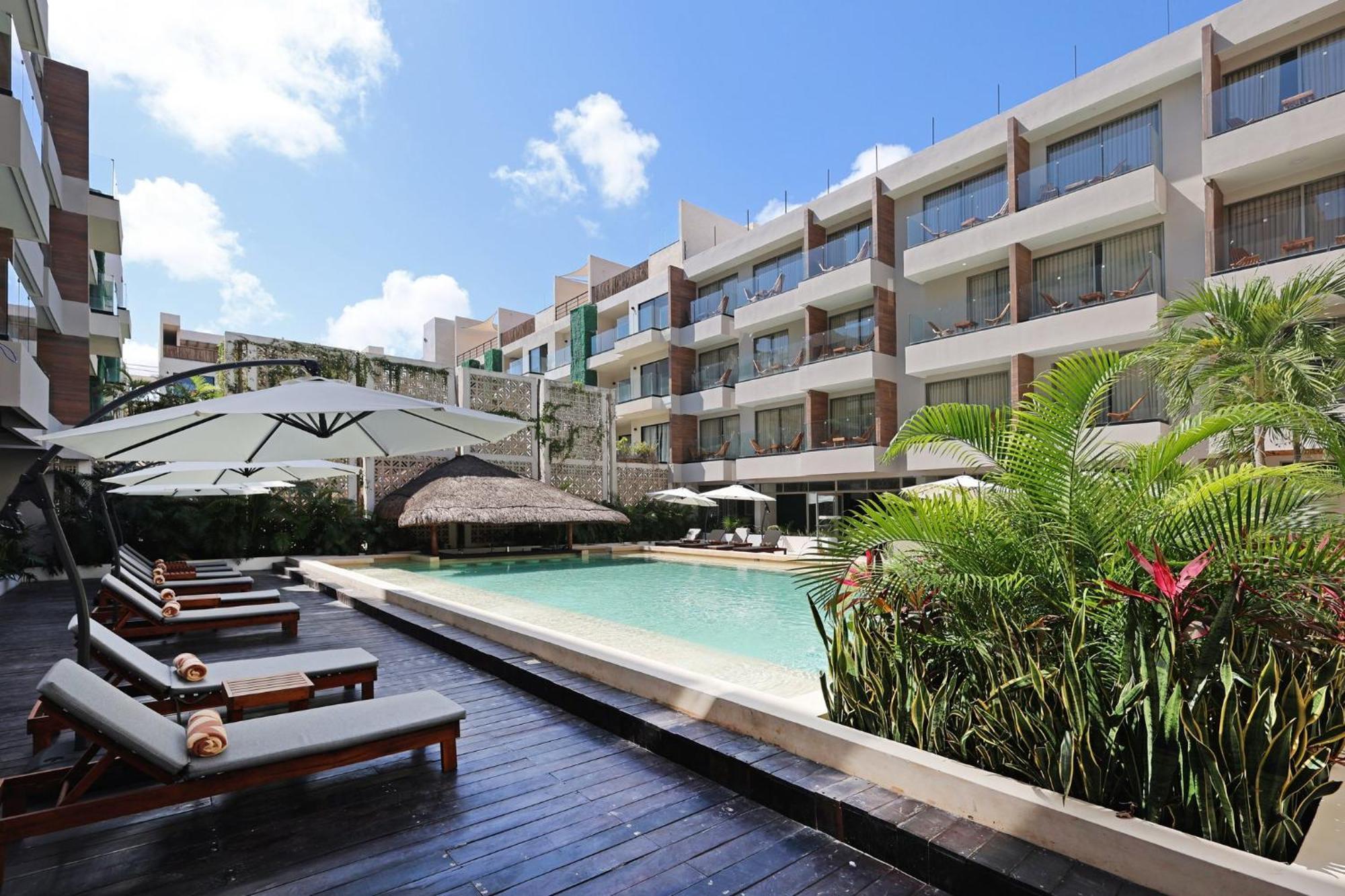 Holiday Inn Tulum By Ihg Exterior photo